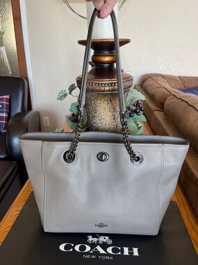 Coach Turnlock Tote in Taupe Pebbled Leather Chain-Handle